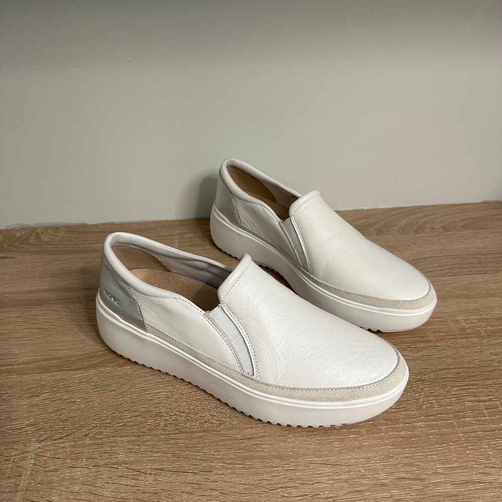 Vionic‎ Womens Kearny Slip On Sneaker US 9.5 Wide White Silver Leather Platform